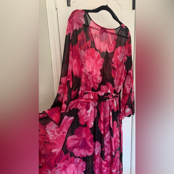 Alexa B Nites Black and Pink Floral Dress - Picture 4 of 7